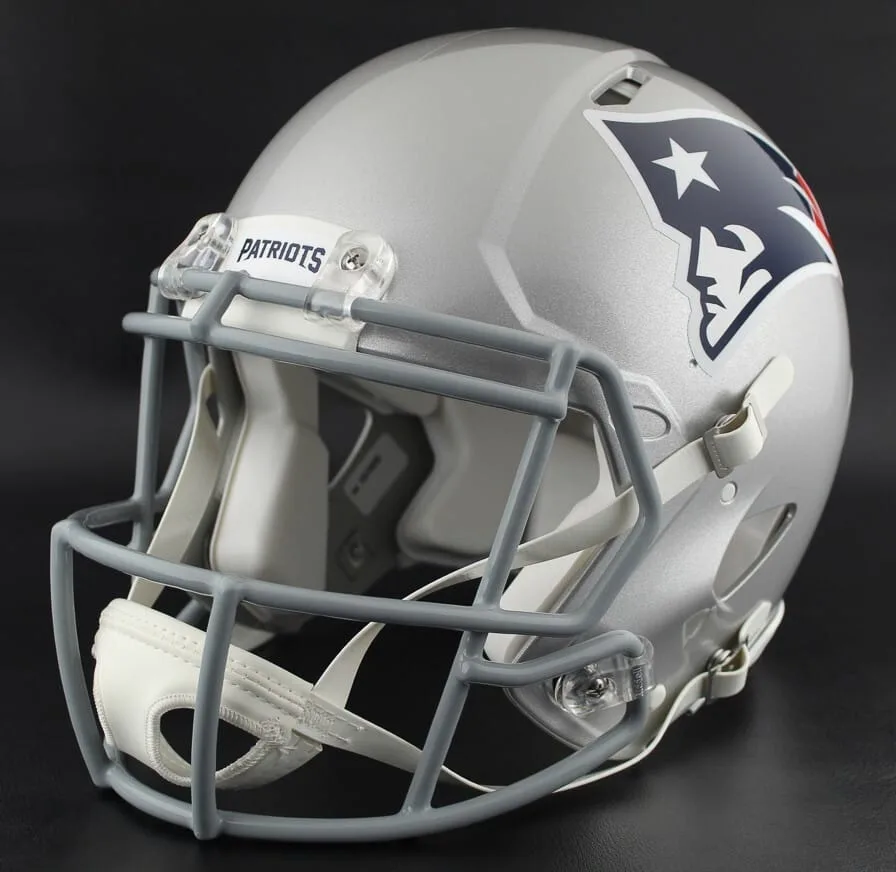 New England Patriots Riddell Replica Speed Football Helmet – 1993 Throwback