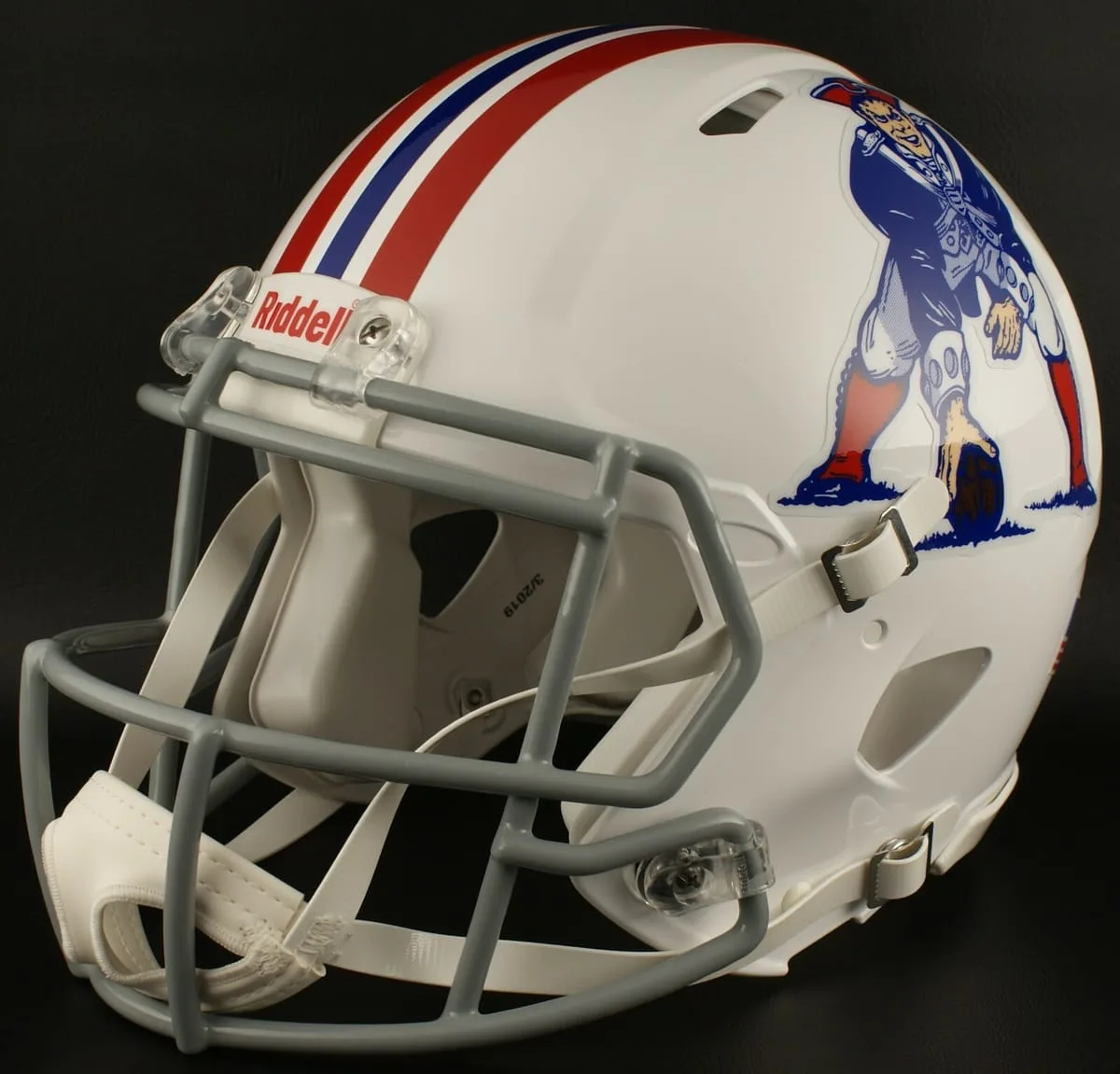 New England Patriots Riddell Replica Speed Football Helmet – 1965–1981 Throwback