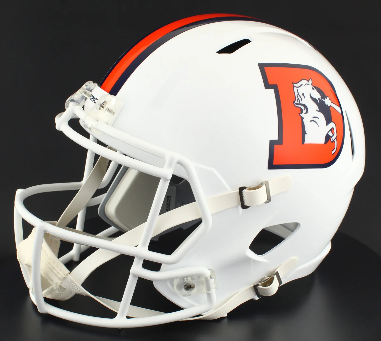 Denver Broncos Riddell Replica Speed Football Helmet – 2023 Snowcapped